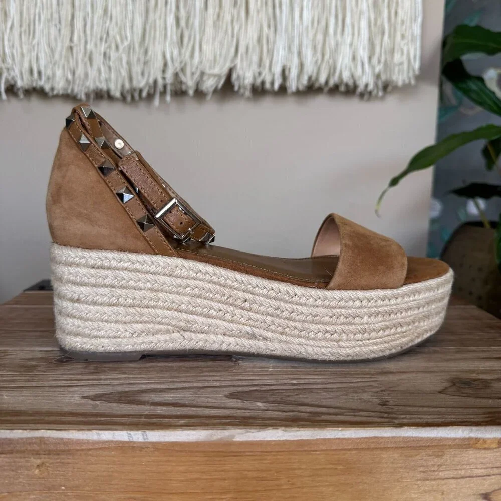 MARC FISHER Jazlyn Silver Studded Ankle Strap Espadrille Wedge Sandals Size 7.5